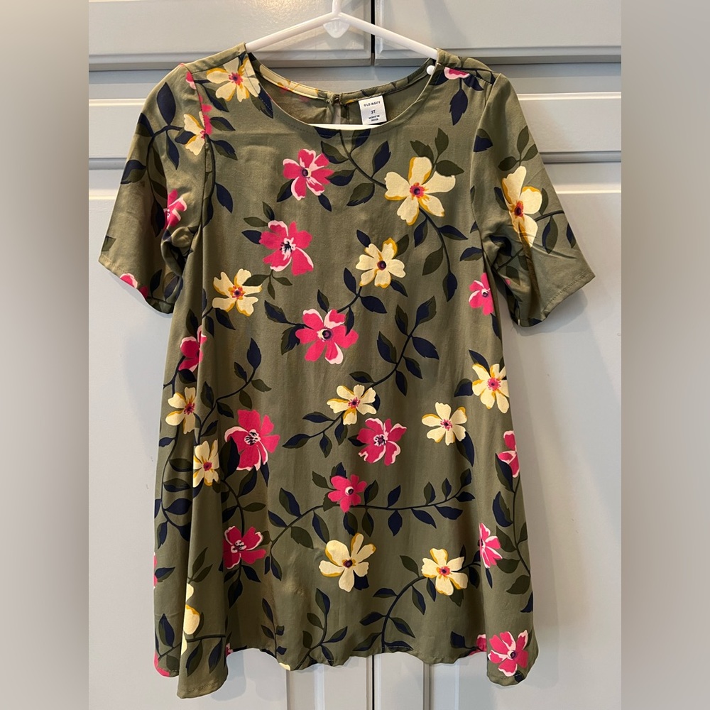 Button Back short Sleeved Dress